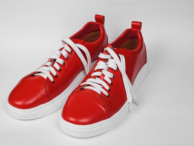 Кроссовки SneakerHub